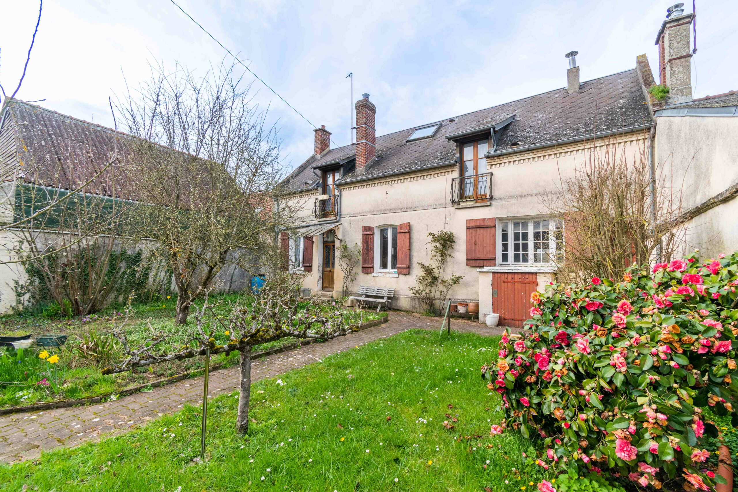 Maison - 2 chambres - 140 m2